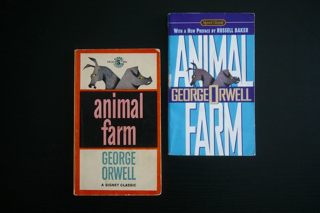 Animal Farm by George Orwell (alaina.buzas, Flickr, CC BY 2.0)