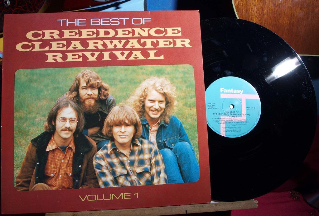 16. Bad Moon Rising by Creedence Clearwater Revival (badgreeb RECORDS - art -photos, Flickr, CC BY-SA 2.0)