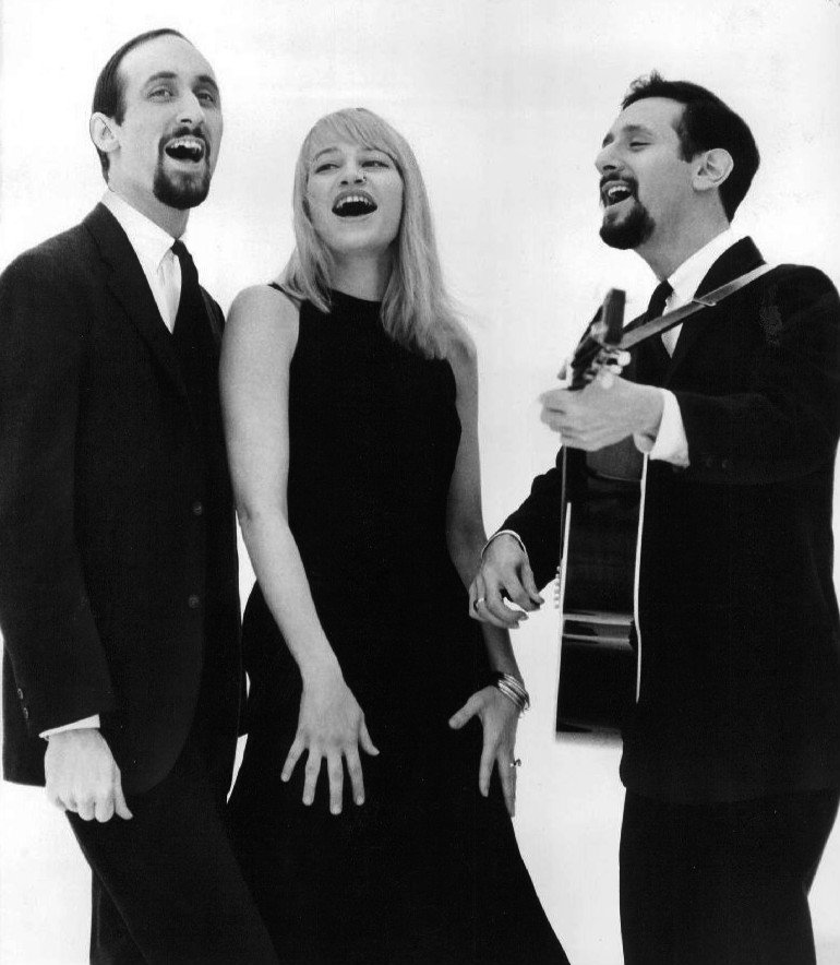 Puff, the Magic Dragon by Peter, Paul and Mary (eBay item
front

back, Public domain)