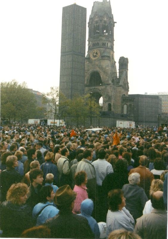 Key Events That Shaped the Decade (gavinandrewstewart, Flickr, CC BY 2.0)